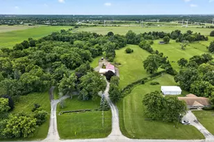 14047 W Maple Rd, Mokena, IL 60448 - Photo 2