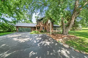 8411 N Killbuck Rd, Monroe Center, IL 61052 - Photo 2