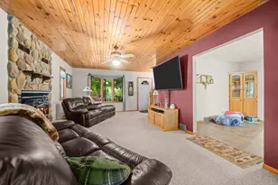 8411 N Killbuck Rd, Monroe Center, IL 61052 - Photo 6