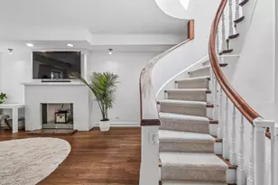 317 W Webster Ave, Chicago, IL 60614 - Photo 4