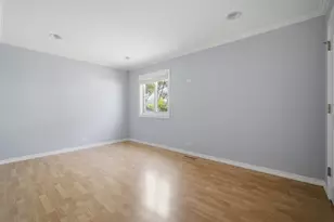1180 Cove Dr, Prospect Heights, IL 60070 - Photo 10