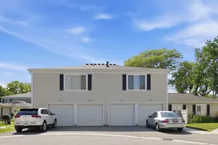 1180 Cove Dr, Prospect Heights, IL 60070 - Photo 14