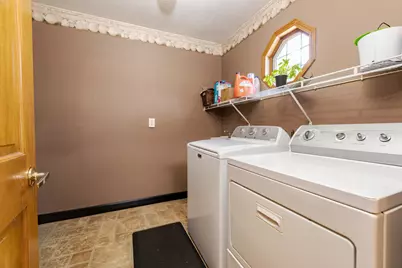 709 Platt Way, Hudson, IL 61748 - Photo 20