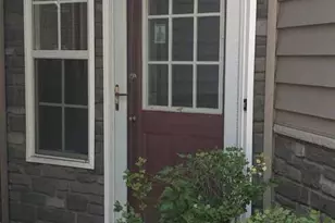 1258 Cranbrook Dr, Schaumburg, IL 60193 - Photo 2