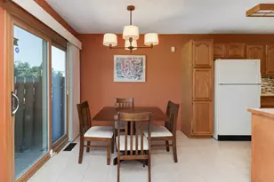 62 Vermont Ave, Bloomington, IL 61701 - Photo 10