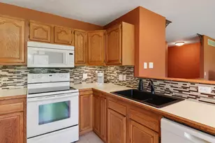 62 Vermont Ave, Bloomington, IL 61701 - Photo 14