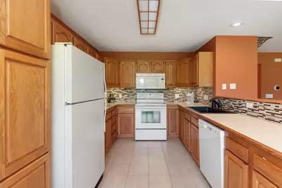 62 Vermont Avenue, Bloomington, IL 61701 - Photo 12