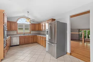 8850 W 98th Pl, Palos Hills, IL 60465 - Photo 4
