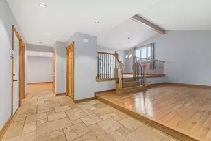 8850 W 98th Pl, Palos Hills, IL 60465 - Photo 16