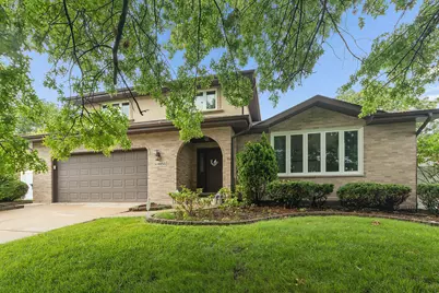 8850 W 98th Place, Palos Hills, IL 60465 - Photo 1