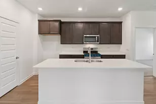 1139 Woodlily Ln, Bartlett, IL 60103 - Photo 10