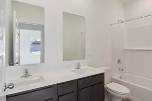 1139 Woodlily Ln, Bartlett, IL 60103 - Photo 16