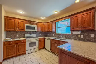 17 Lafayette Meadow, Mattoon, IL 61938 - Photo 10