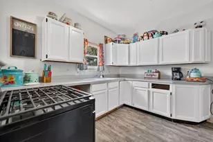 630 Fairview Ave, South Beloit, IL 61080 - Photo 14