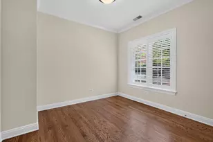 107 S Grant St, Hinsdale, IL 60521 - Photo 22