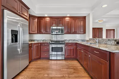 107 S Grant Street #102, Hinsdale, IL 60521 - Photo 2