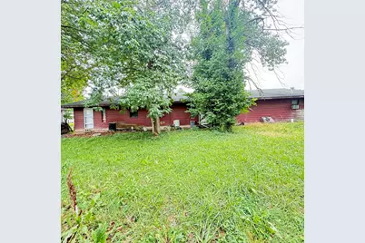 114 Clark Street, Harrisburg, IL 62946 - Photo 2