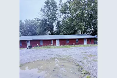 114 Clark Street, Harrisburg, IL 62946 - Photo 1