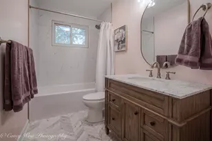 398 W St Charles Rd, Elmhurst, IL 60126 - Photo 16