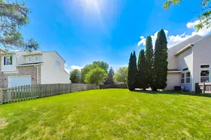 1022 Wrens Gate, Mundelein, IL 60060 - Photo 40