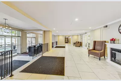 2909 N Sheridan Road #114, Chicago, IL 60657 - Photo 4