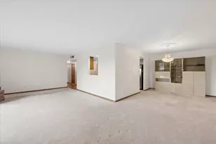 101 S Summit Ave, Park Ridge, IL 60068 - Photo 10