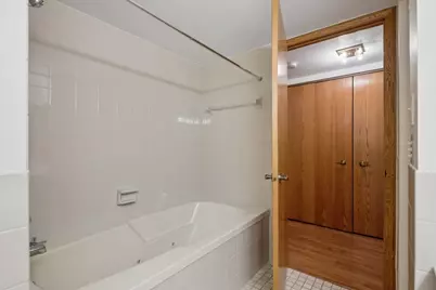 101 S Summit Avenue #512, Park Ridge, IL 60068 - Photo 18