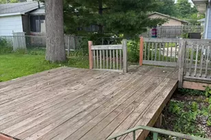 1222 Park Ave, Winthrop Harbor, IL 60096 - Photo 8