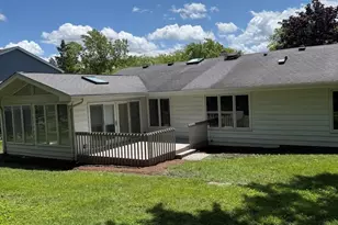 920 Eden Dr, Schaumburg, IL 60195 - Photo 20