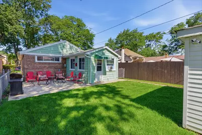 10111 S California Avenue, Chicago, IL 60655 - Photo 22