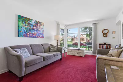10111 S California Avenue, Chicago, IL 60655 - Photo 2