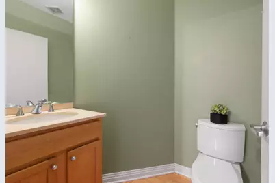 859 W Erie Street #408, Chicago, IL 60642 - Photo 8