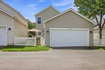 783 Manor Road, Crystal Lake, IL 60014 - Photo 2
