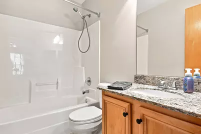 783 Manor Road, Crystal Lake, IL 60014 - Photo 20