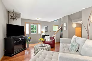 783 Manor Rd, Crystal Lake, IL 60014 - Photo 10