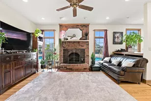1615 Nicholson St, Crest Hill, IL 60403 - Photo 4