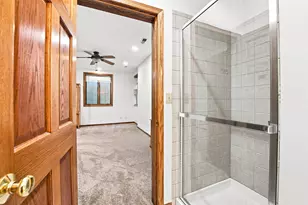 1615 Nicholson St, Crest Hill, IL 60403 - Photo 28
