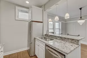 5515 N Winthrop Ave, Chicago, IL 60640 - Photo 12
