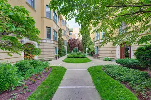 5515 N Winthrop Ave, Chicago, IL 60640 - Photo 2