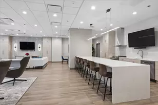 222 N Columbus Dr, Chicago, IL 60601 - Photo 22