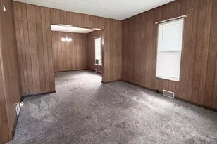 728 7th St, Lasalle, IL 61301 - Photo 2