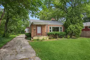 2444 183rd St, Homewood, IL 60430 - Photo 2