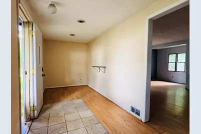 1712 Carney Avenue, Rockford, IL 61103 - Photo 6