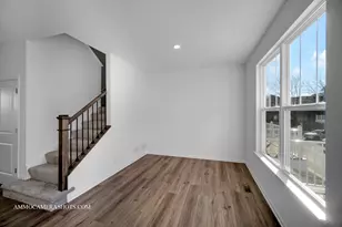 512 Wolverine Dr, Aurora, IL 60502 - Photo 8