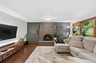 836 Napa St, Carol Stream, IL 60188 - Photo 6