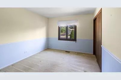 3411 E Crystal Lake Avenue, Crystal Lake, IL 60014 - Photo 10