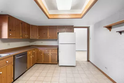 3411 E Crystal Lake Avenue, Crystal Lake, IL 60014 - Photo 8