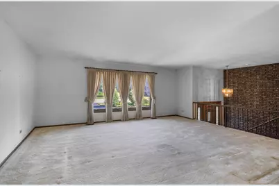 3411 E Crystal Lake Avenue, Crystal Lake, IL 60014 - Photo 4