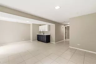 23W418 Greenbriar Dr, Naperville, IL 60540 - Photo 22