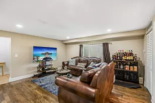 7 Derbyshire Ct, Bolingbrook, IL 60440 - Photo 34